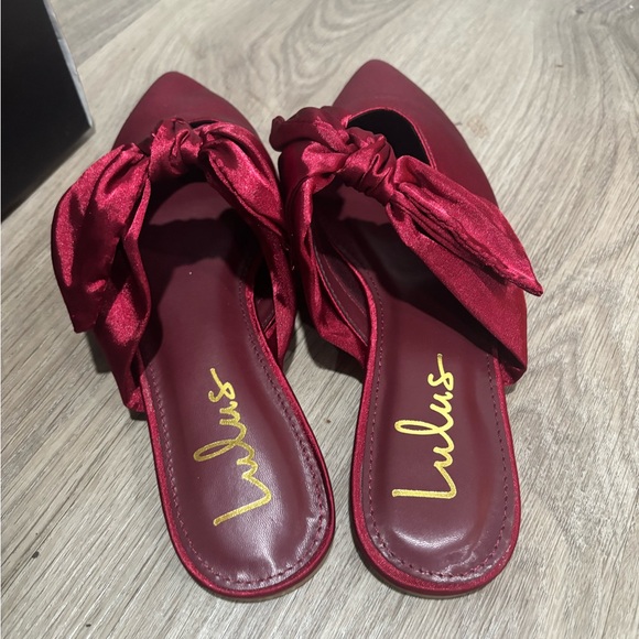 Lulus Sylviee Ivory Satin Pointed-Toe Bow Mules - Picture 2 of 4